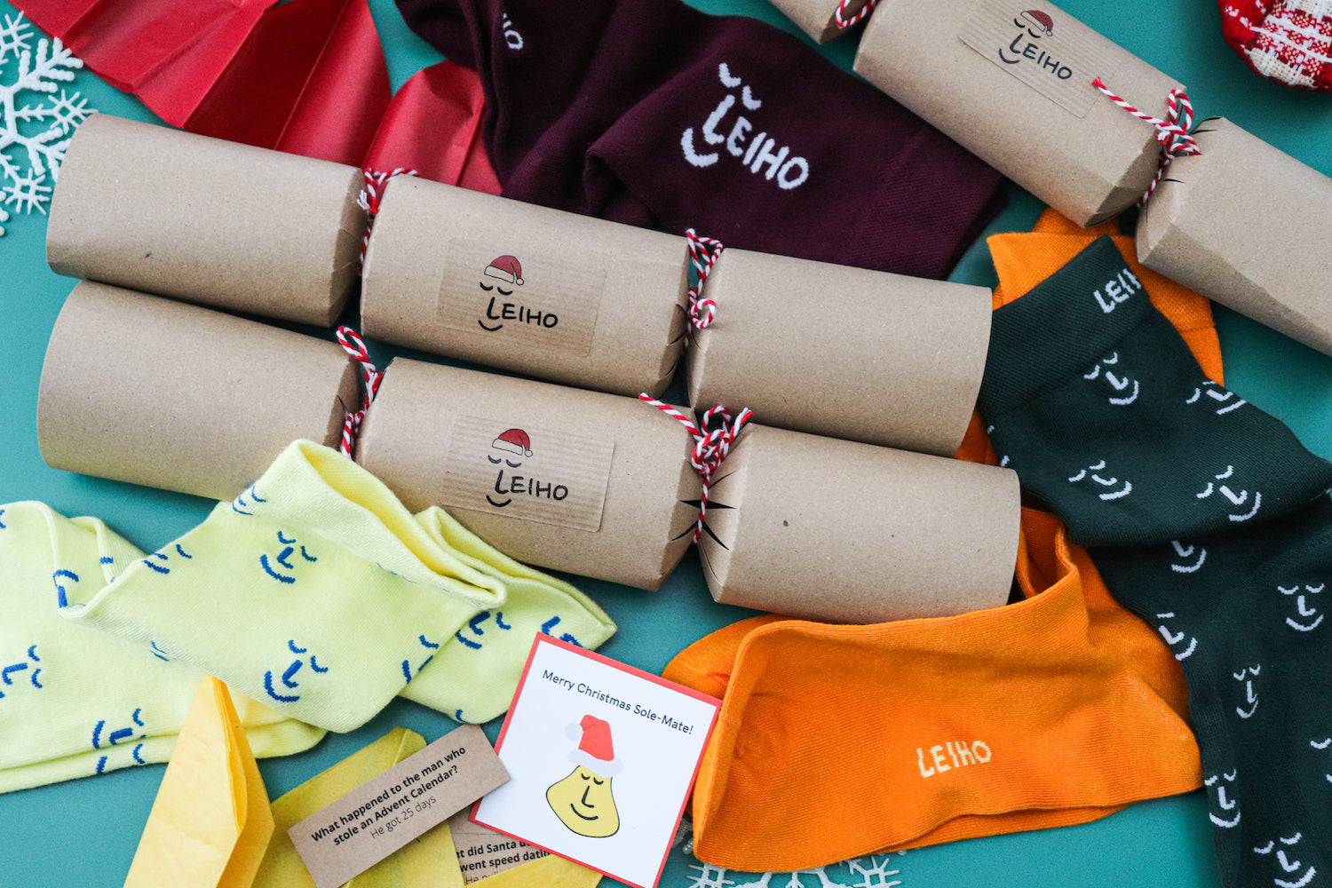 Leiho eco friendly Christmas sock crackers