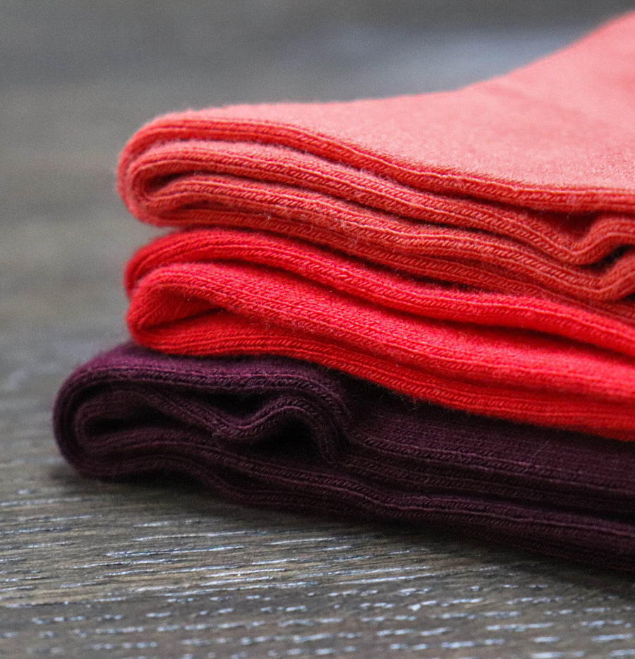 Shades of Red 3 Pack of Bamboo Socks