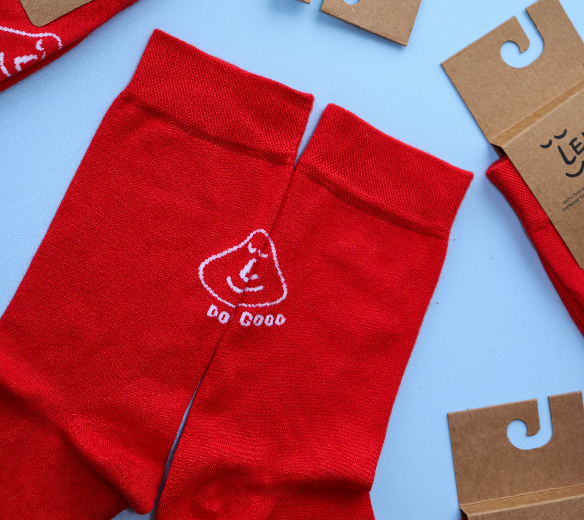 'Do Good' to be True Red Bamboo Socks